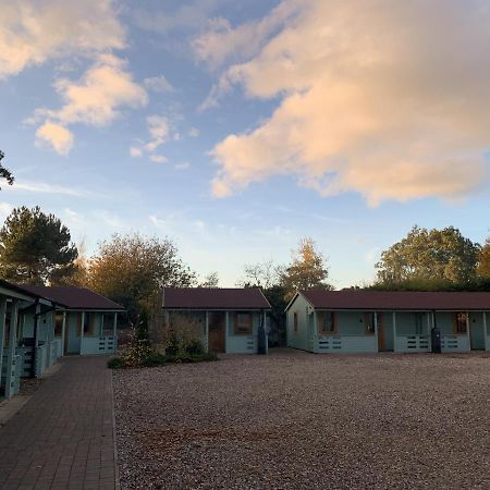 Southernwood - Garden Lodge 11 Дидкот Экстерьер фото