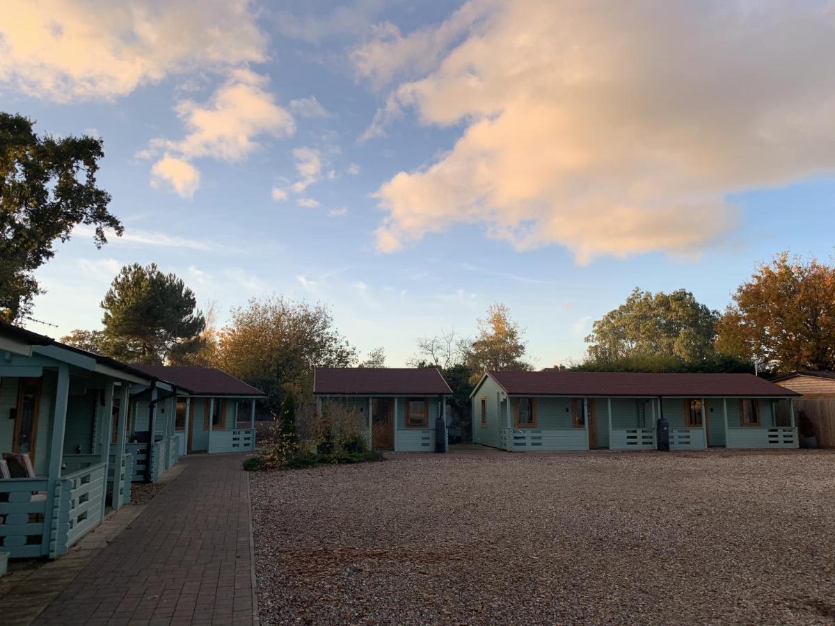 Southernwood - Garden Lodge 11 Дидкот Экстерьер фото