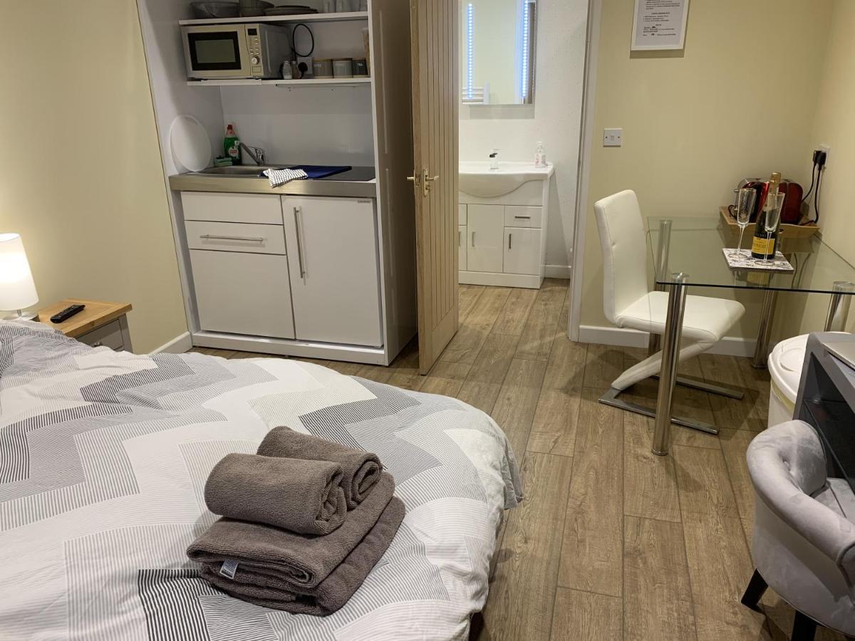Southernwood - Garden Lodge 11 Дидкот Экстерьер фото